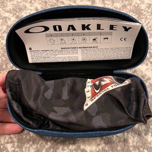 Oakley Men's Sunglasses: SI Straight Jacket Matte Black